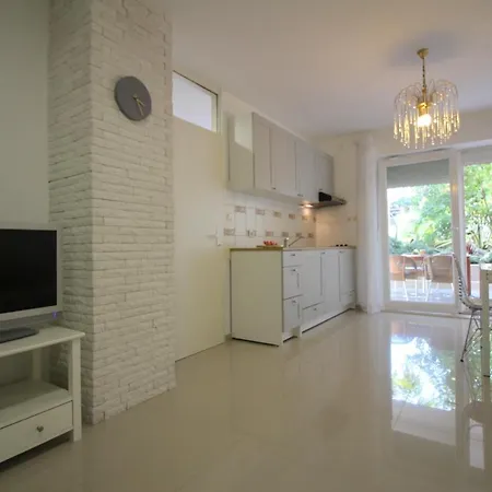 Apartment Modern Zen With Private Garden *