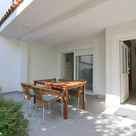 Apartment Modern Zen With Private Garden *